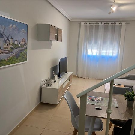 Appartement Duplex Entre Molinos à Consuegra Extérieur photo